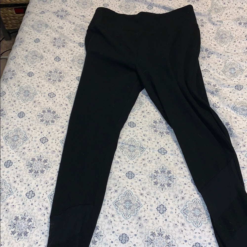 Black leggings